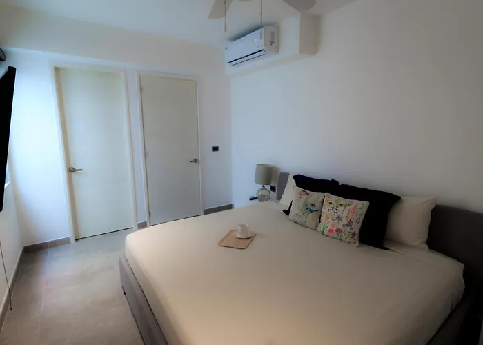 Penthouse With Private Jacuzzi In Tulum, 3 Bedrooms *